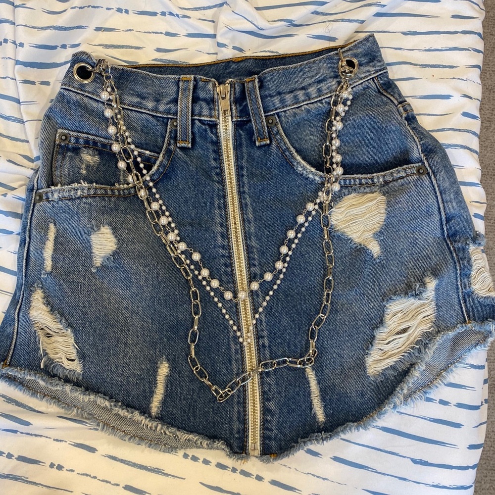 Chain zip up skirt